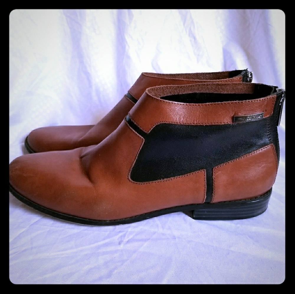 Calvin Klein ankle booties boots